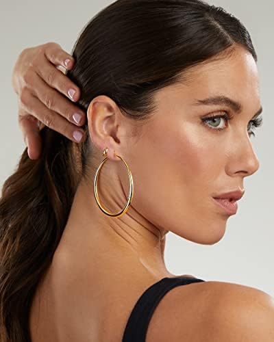 hoop-earring.jpg